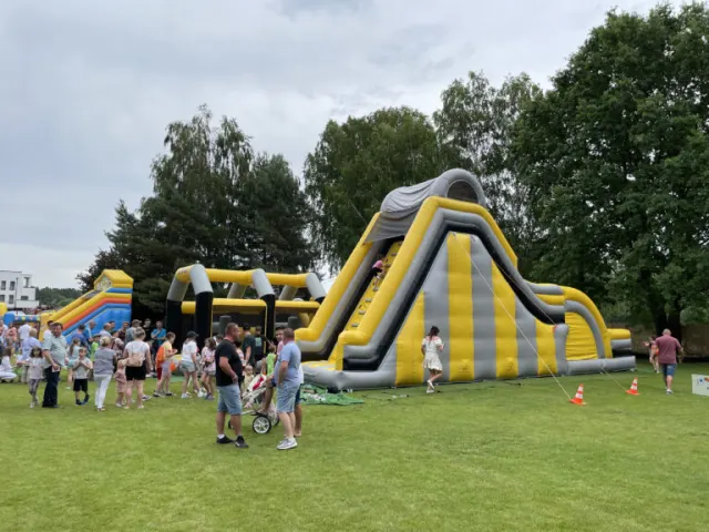 Atomic Drop – giga zjeżdżalnia